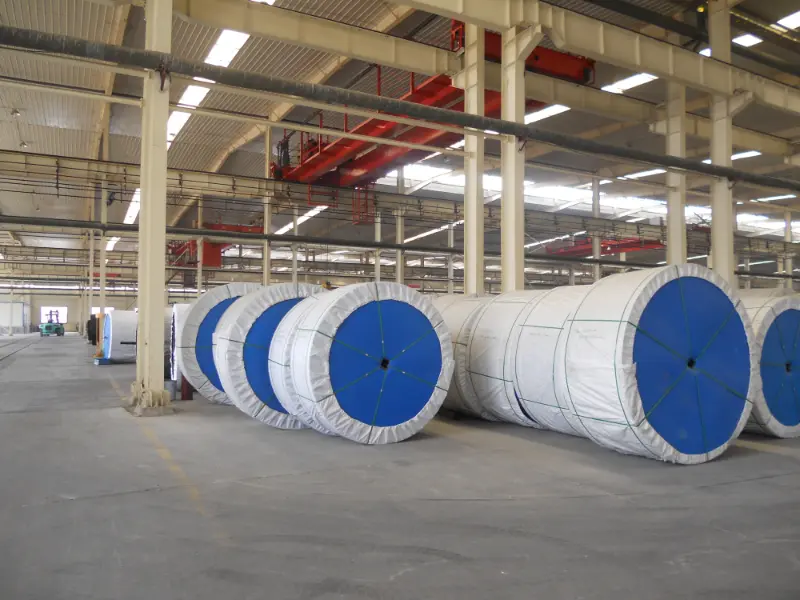 Ano ang mga pang-industriyang conveyor belt?